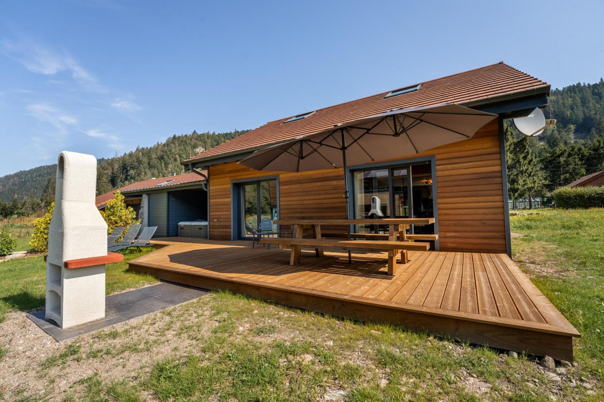 Chalet Nemesia Avec Spa A 热拉梅 外观 照片